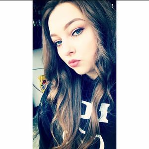 Meet your Posher, Rainy